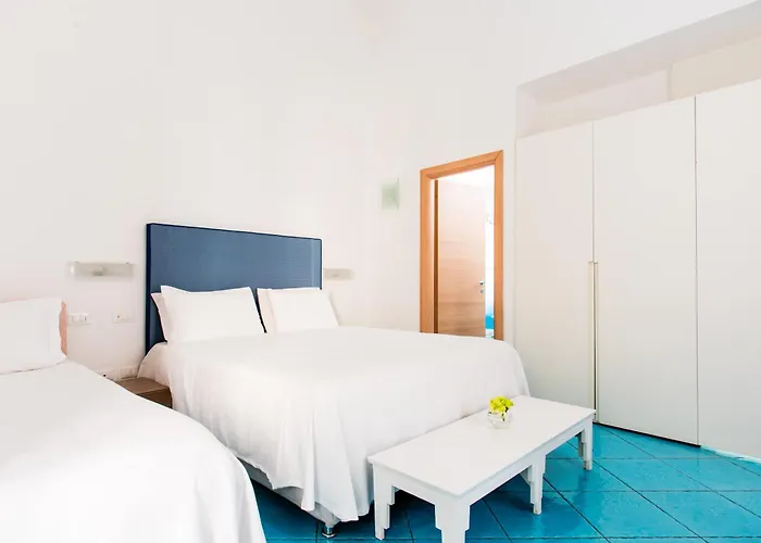 Palazzo Gargiulo Luxury Rooms & Suites