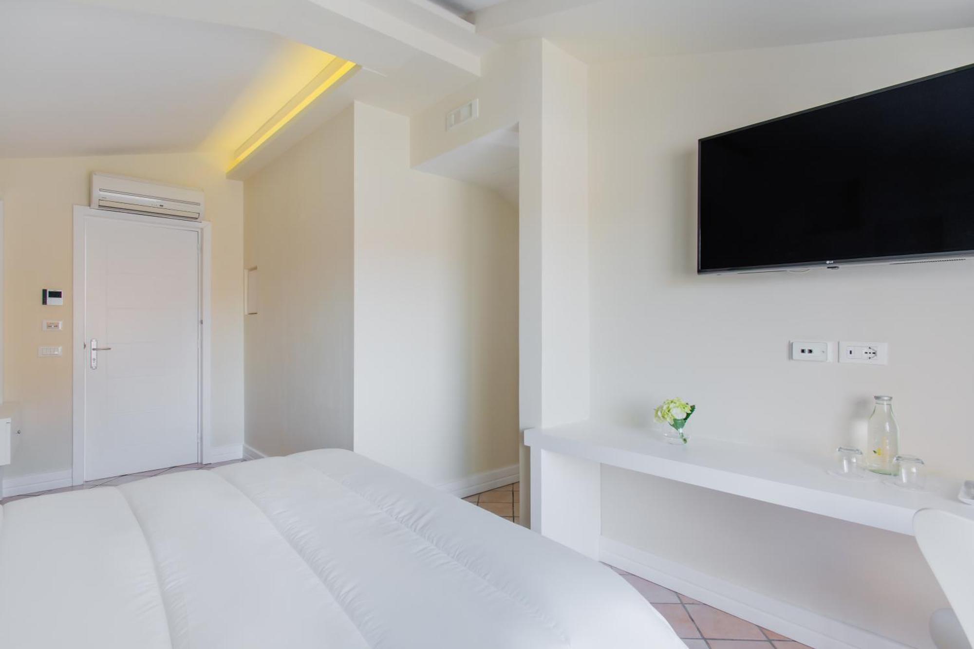 Palazzo Gargiulo Luxury & Gasthof 2*